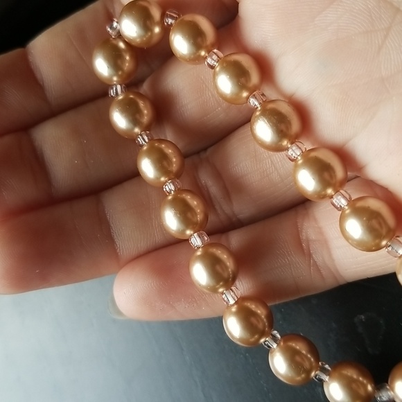 Handmade pearl bracelet. - Picture 6 of 7